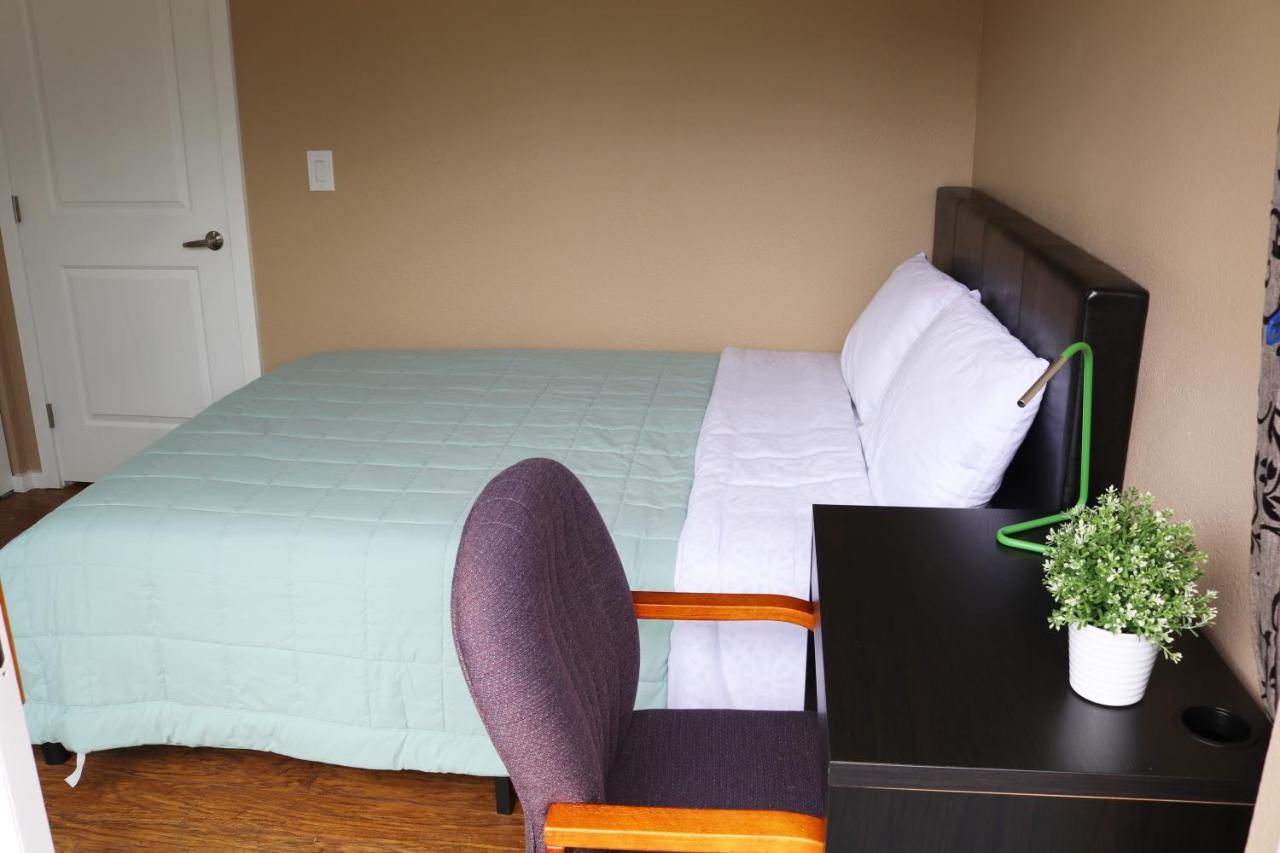 סיאטל Quiet, Clean And Comfortable Room מראה חיצוני תמונה