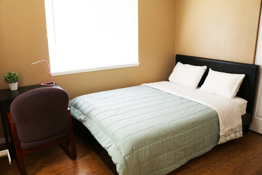 סיאטל Quiet, Clean And Comfortable Room מראה חיצוני תמונה