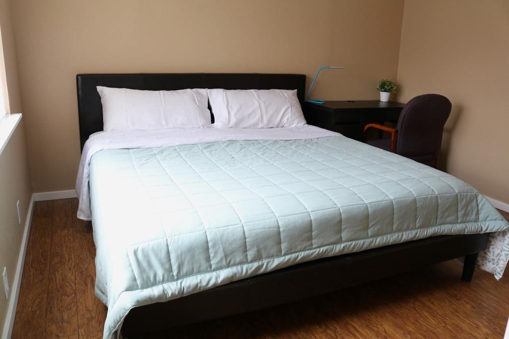סיאטל Quiet, Clean And Comfortable Room מראה חיצוני תמונה
