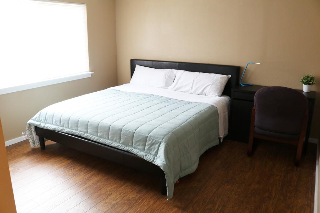 סיאטל Quiet, Clean And Comfortable Room מראה חיצוני תמונה