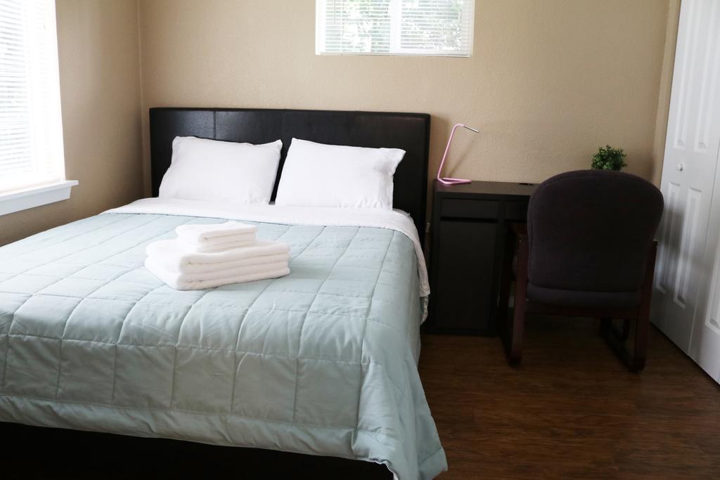 סיאטל Quiet, Clean And Comfortable Room מראה חיצוני תמונה